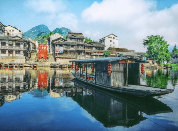 青岛市崂山区交通运输局组织开展“扬帆起航迎新年，凝心聚力建新功”主题座谈会暨“提质争先年”启动誓师大会